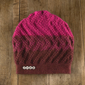 Tri-Zag winter hat in maroon to fuchsia