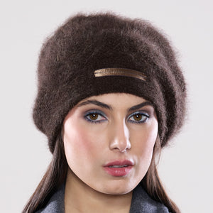 Women's winter Mountaineer Tam shown in the colour umber.