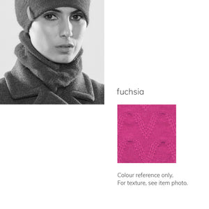 Women's winter Chevron Collar shown in the colour fuchsia.